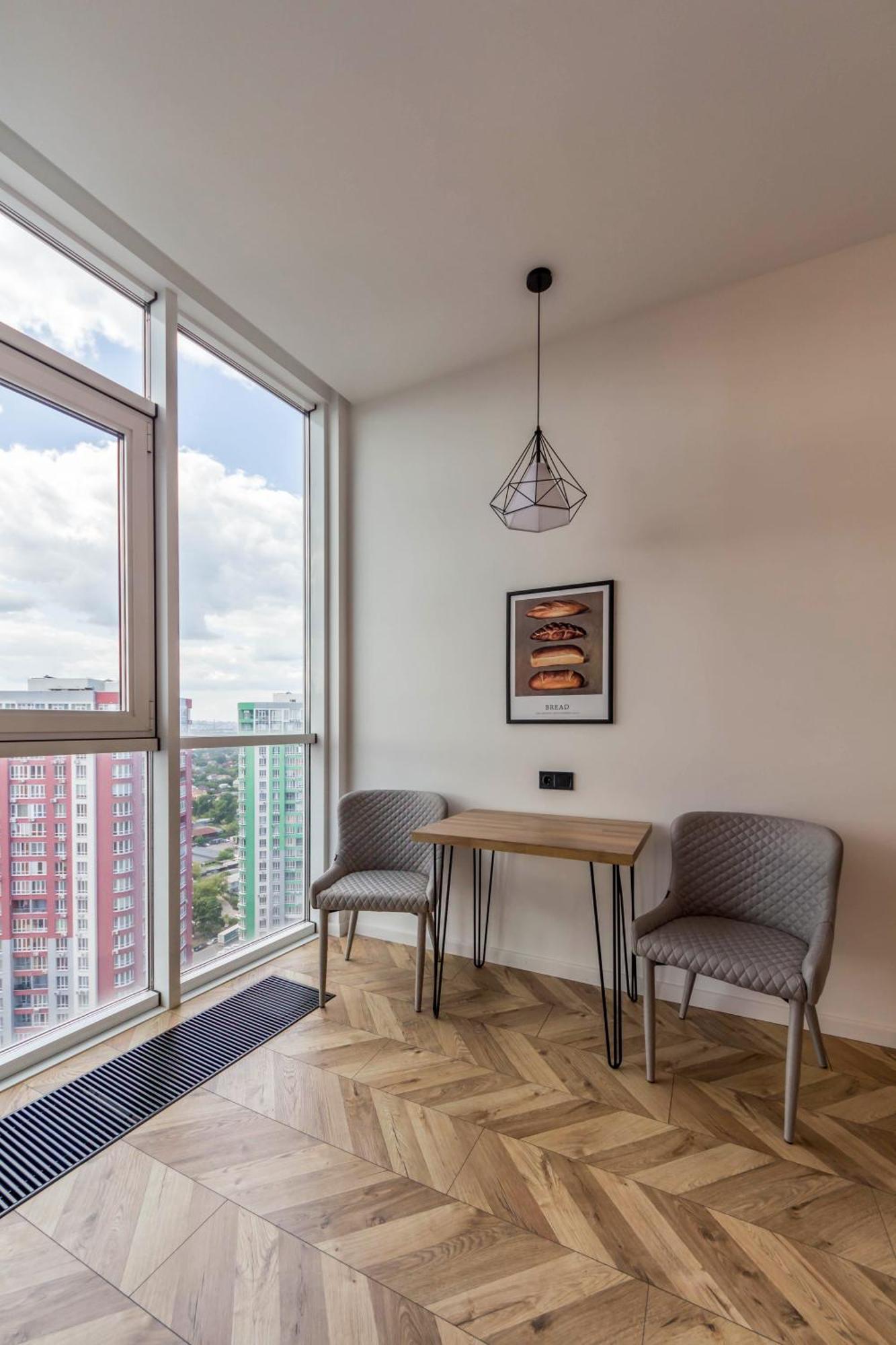 Design Apartments With Panoramic View Kiev Buitenkant foto