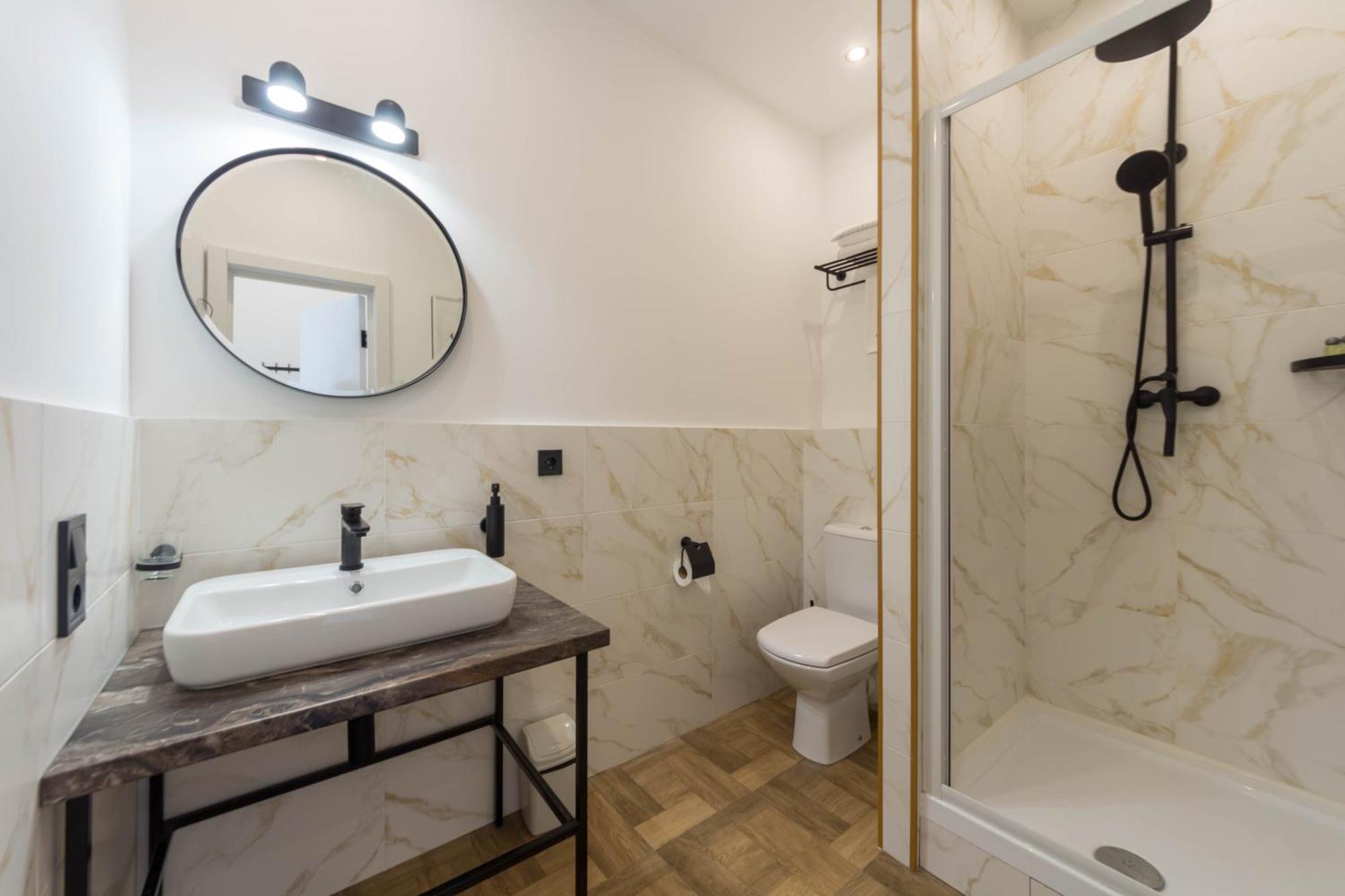 Design Apartments With Panoramic View Kiev Buitenkant foto